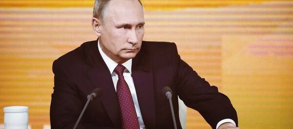 Ежегодная большая пресс-конференция президента РФ Владимира Путина - Sputnik Литва