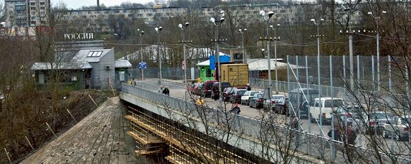 Российско-эстонская граница. Ивангород-Нарва, архивное фото Российско-эстонская граница. Ивангород-Нарва, архивное фото - Sputnik Литва