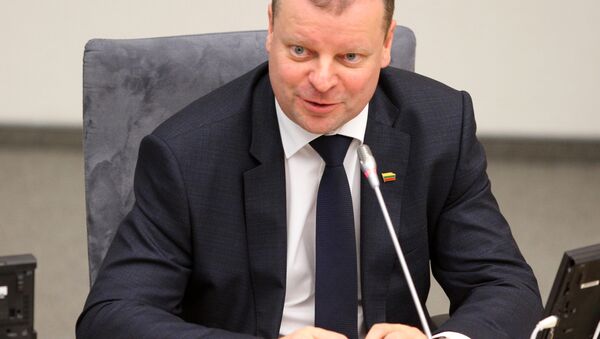 Премьер-министр Литвы Саулюс Сквернялис в Сейме, 13 декабря 2016, архивное фото - Sputnik Литва