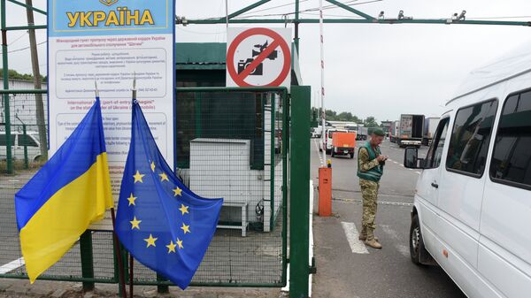 КПП на границе Украина с Польшей, архивное фото - Sputnik Литва