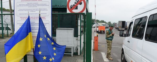 КПП на границе Украина с Польшей, архивное фото КПП на границе Украина с Польшей, архивное фото - Sputnik Lietuva