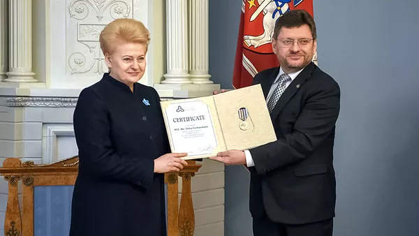 Prezidentei įteiktas Baltijos Asamblėjos medalis - Sputnik Lietuva