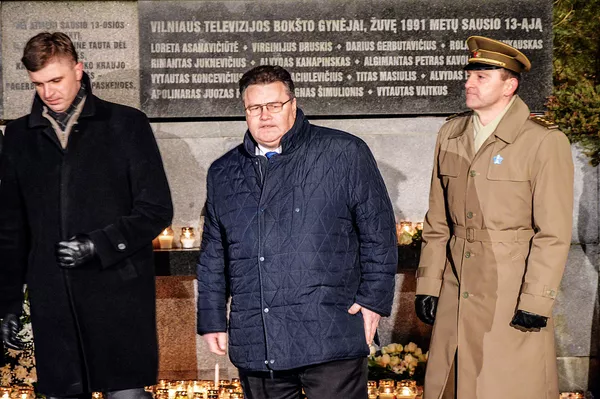 Памятные мероприятия в Вильнюсе, посвященные событиям 13 января 1991 года Памятные мероприятия в Вильнюсе, посвященные событиям 13 января 1991 года - Sputnik Lietuva