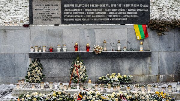 Paminklas 1991 metų sausio 13 dienos įvykių aukoms - Sputnik Lietuva