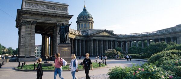 Казанский собор, один из крупнейших храмов Санкт-Петербурга Казанский собор, один из крупнейших храмов Санкт-Петербурга - Sputnik Литва