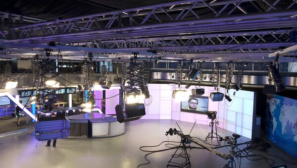Оборудование телевизионной студии, архивное фото - Sputnik Литва