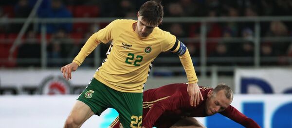 Игрок сборной Литвы Федор Черных Игрок сборной Литвы Федор Черных - Sputnik Литва