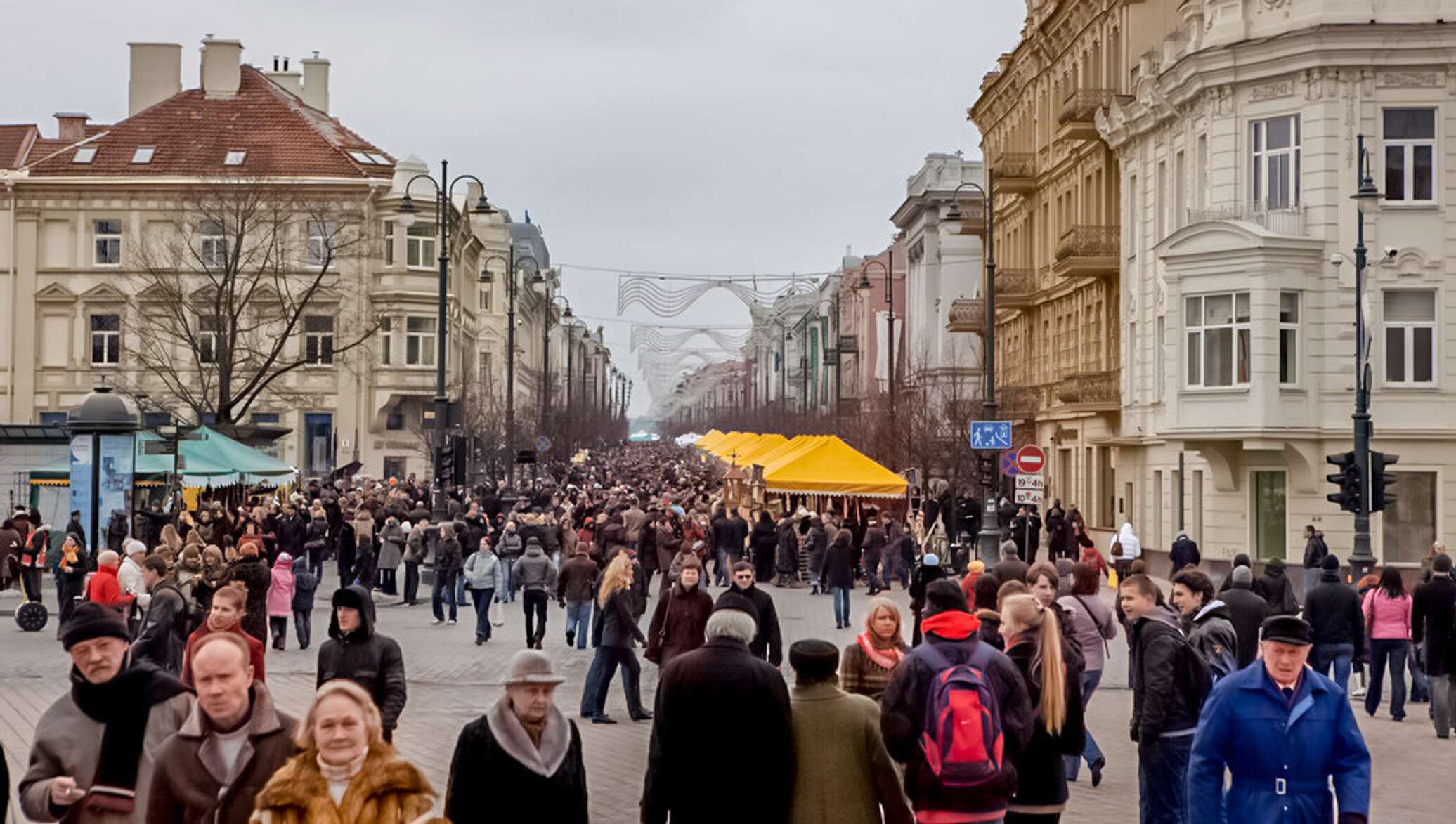 Литва население. Литва население 2022. Вильнюса население Вильнюса. Литва Вильнюс люди. Жители Прибалтики.