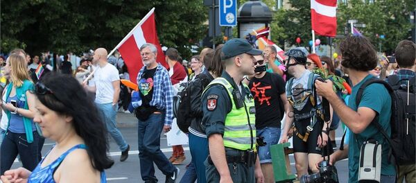 Литовская полиция во время парада Baltic Pride - Sputnik Литва