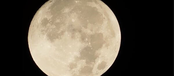 Какой видели кровавую луну жители разных стран мира Какой видели кровавую луну жители разных стран мира - Sputnik Lietuva