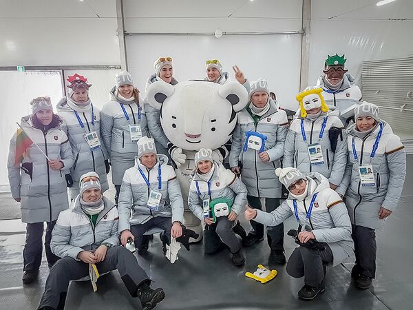 Литовская олимпийская сборная в Пхенчхане Литовская олимпийская сборная в Пхенчхане - Sputnik Литва