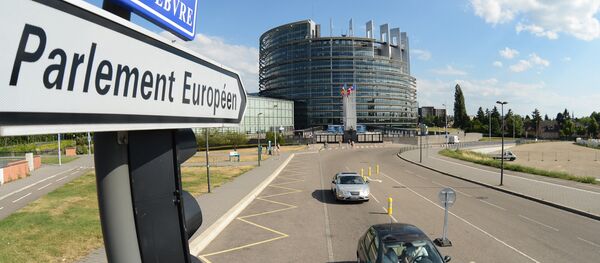 Указатель к зданию Европейского парламента в Страсбурге, архивное фото - Sputnik Литва