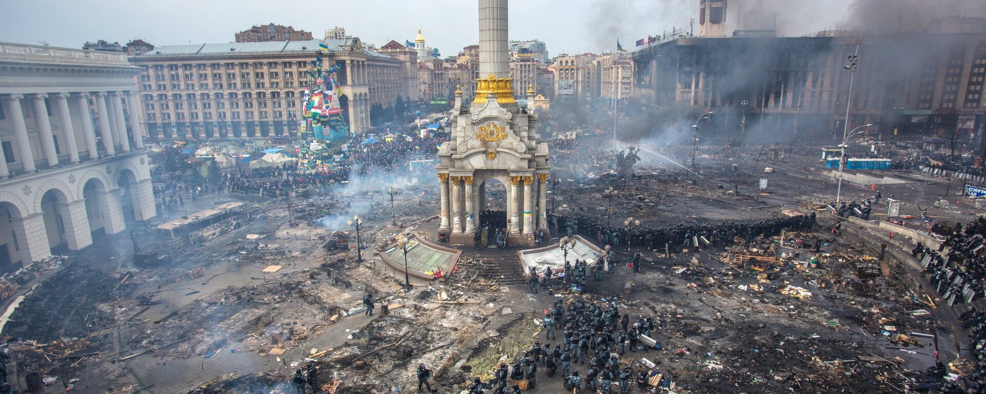 Беспорядки 20 февраля 2014 года в Киеве - Sputnik Литва, 1920, 20.02.2024