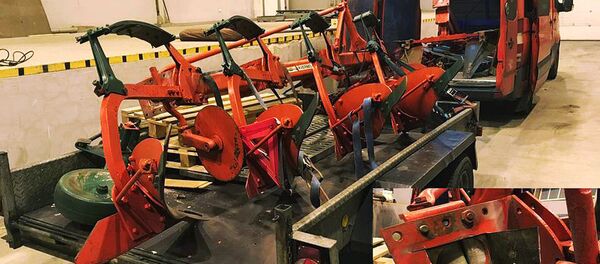 Klaipėdietis bandė įvežti į Lietuvą 85 kg hašišo pluguose Klaipėdietis bandė įvežti į Lietuvą 85 kg hašišo pluguose - Sputnik Lietuva