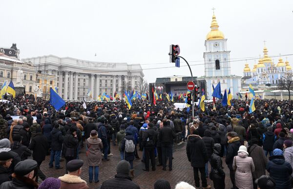 Акция с требованием отставки президента Украины П. Порошенко в Киеве Акция с требованием отставки президента Украины П. Порошенко в Киеве - Sputnik Литва