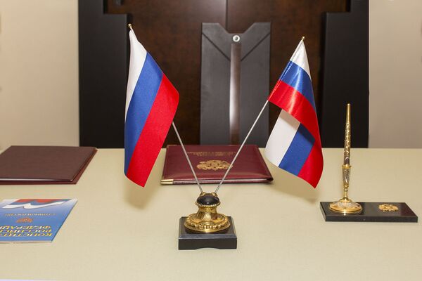Церемония получения гражданства в посольстве России в Литве Церемония получения гражданства в посольстве России в Литве - Sputnik Литва