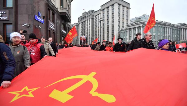 Митинг и шествие КПРФ в Москве - Sputnik Lietuva