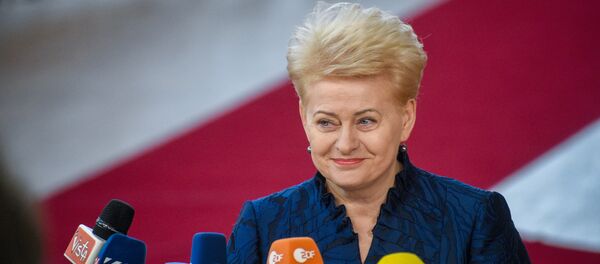 Грибаускайте на неформальной встрече в Брюсселе 23 февраля 2018 года - Sputnik Литва