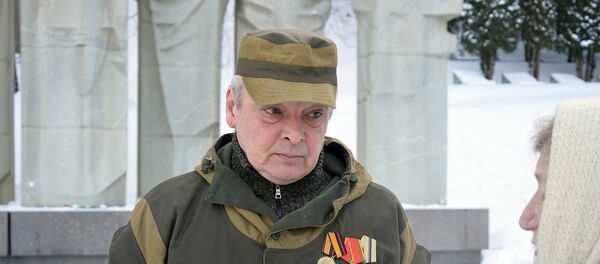  Возложение венков к стеле Воинов-освободителей и захоронению Белорусских партизан - Sputnik Литва