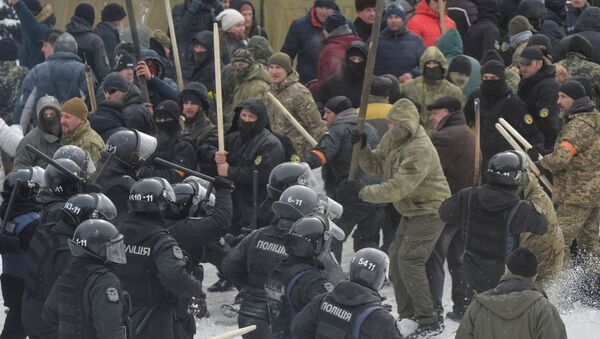 Столкновение сторонников Саакашвили с украинскими силовиками 27 февраля 2018 года - Sputnik Lietuva