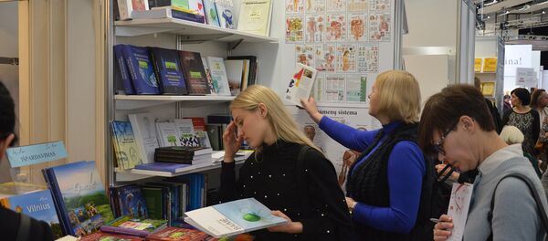 Книжная ярмарка Книжная ярмарка - Sputnik Lietuva