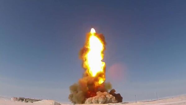 Испытательный пуск новой модернизированной ракеты российской системы ПРО - Sputnik Lietuva