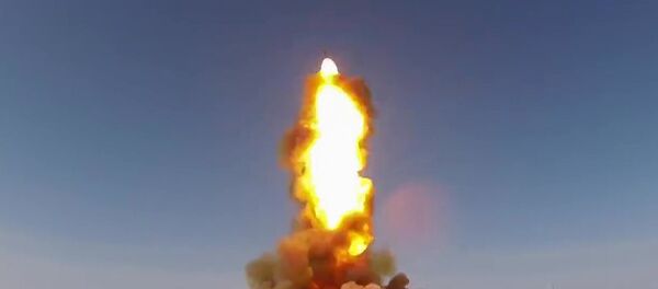 Испытательный пуск новой модернизированной ракеты российской системы ПРО Испытательный пуск новой модернизированной ракеты российской системы ПРО - Sputnik Lietuva