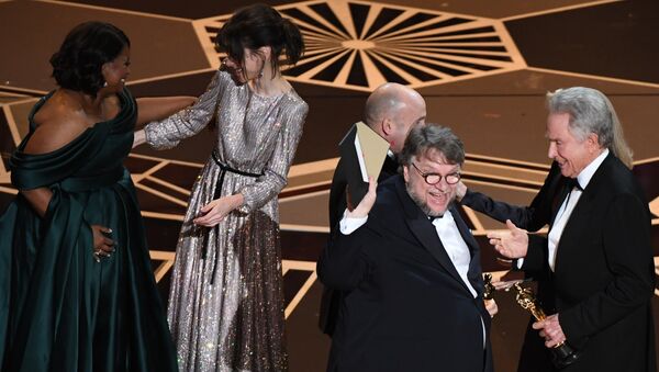 Nominacijoje Geriausias metų filmas nugalėtojai Oskarų 2018 apdovanojimų ceremonijoje - Sputnik Lietuva