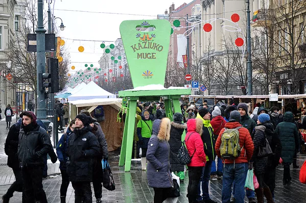 Ярмарка Казюкас 2018 прошла в Старом городе в Вильнюсе Ярмарка Казюкас 2018 прошла в Старом городе в Вильнюсе - Sputnik Lietuva