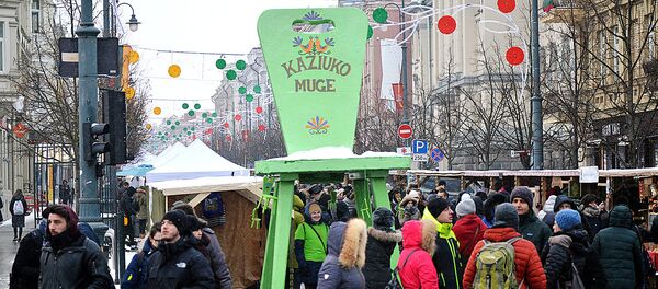 Ярмарка Казюкаса – 2018 прошла в Старом городе в Вильнюсе Ярмарка Казюкаса – 2018 прошла в Старом городе в Вильнюсе - Sputnik Литва