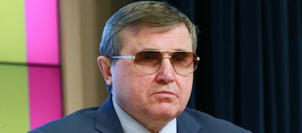 Олег Смолин - первый заместитель председателя Комитета Госдумы РФ по образованию и науке, архивное фото - Sputnik Литва