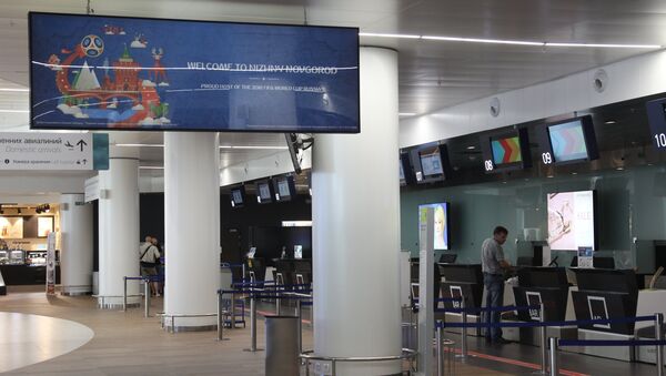 Стойки регистрации в новом терминале аэропорта Стригино в Нижнем Новгороде, архивное фото - Sputnik Литва