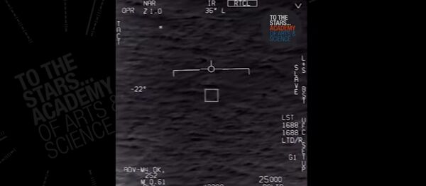 В США опубликовали новые кадры перехвата НЛО американскими истребителями - Sputnik Литва