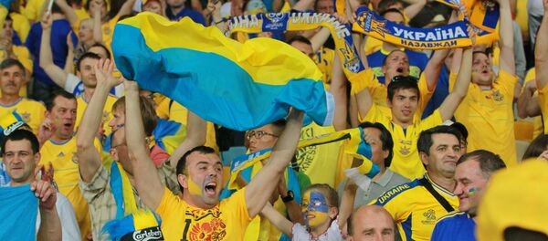 Болельщики сборной Украины на трибуне Болельщики сборной Украины на трибуне - Sputnik Lietuva