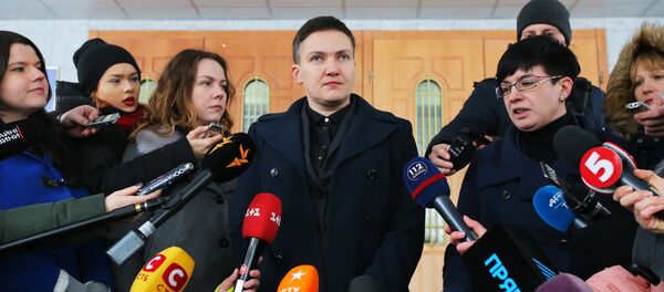 Брифинг Н. Савченко в Киеве Брифинг Н. Савченко в Киеве - Sputnik Литва