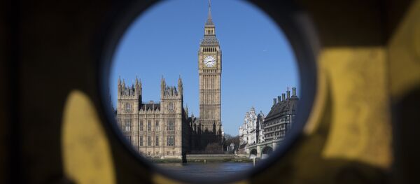 Вид на Вестминстерский дворец в Лондоне Вид на Вестминстерский дворец в Лондоне - Sputnik Lietuva