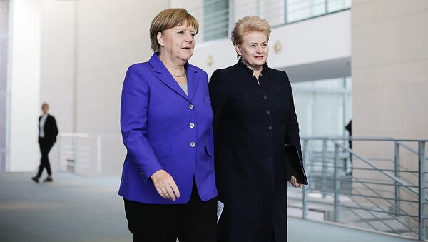 Канцлер Германии Ангела Меркель и президент Литвы Даля Грибаускйте, архивное фото - Sputnik Литва