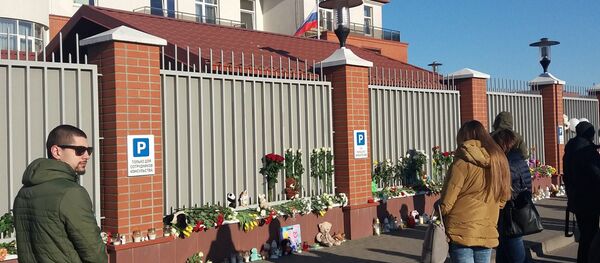 Жители Клайпеды скорбят вместе с Кемерово - Sputnik Литва