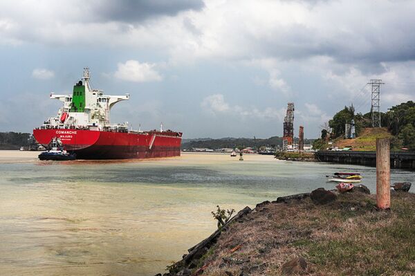 Панама – это далеко не футбол. Это Панамский канал – судоходный канал, соединяющий Тихий и Атлантический океаны - Sputnik Литва