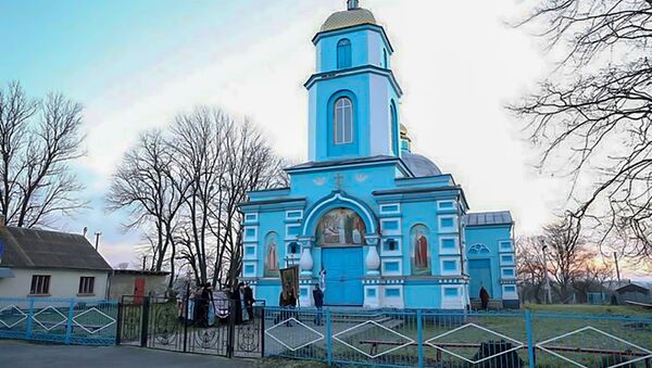 Свято-Успенский храм в селе Птичья Ровенской области - Sputnik Литва