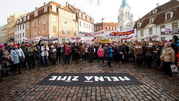 Protestai Rygoje prieš reformas rusų mokyklose - Sputnik Lietuva