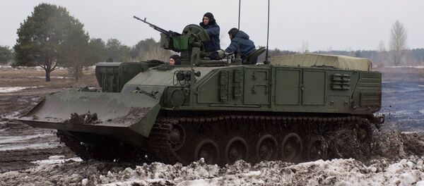 Remontui ir evakuacijai skirta šarvuota mašina (BREM) Atlet Remontui ir evakuacijai skirta šarvuota mašina (BREM) Atlet - Sputnik Lietuva