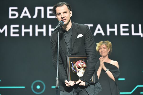 В Москве назвали лауреатов премии Золотая маска — 2018 - Sputnik Литва