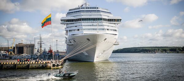 Kruizinis laivas Klaipėdoje Kruizinis laivas Klaipėdoje - Sputnik Lietuva