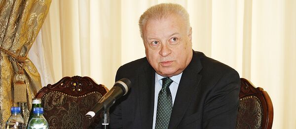 Чрезвычайный и полномочный посол РФ в Литве Александр Удальцов, 18 апреля 2018 года - Sputnik Литва