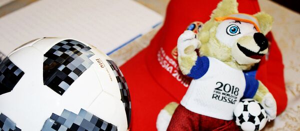 Сувениры с символикой ЧМ-2018, 18 апреля 2018 года - Sputnik Литва