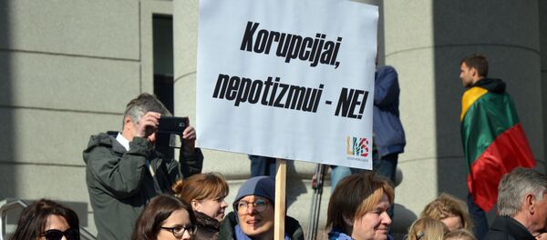 Митинг медиков в Вильнюсе, 26 апреля 2018 года, архивное фото Митинг медиков в Вильнюсе, 26 апреля 2018 года, архивное фото - Sputnik Литва