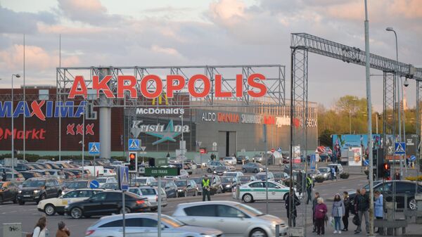 Ситуация около ТЦ Akropols в Вильнюсе, 27 апреля 2018 года - Sputnik Литва