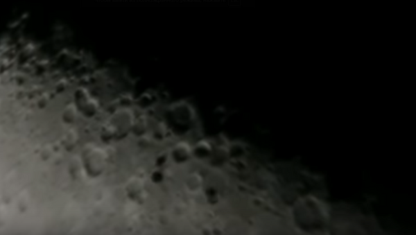 Непонятные объекты пролетели мимо Луны - Sputnik Литва