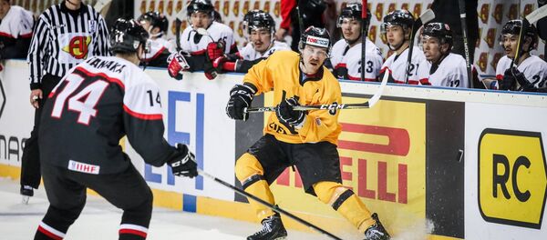 Литовский хоккеист Миндаугас Керас  - Sputnik Литва